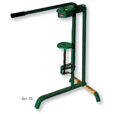 Dispozitiv de dopuit manual pentru dopuri de plută cu bacuri din bronz