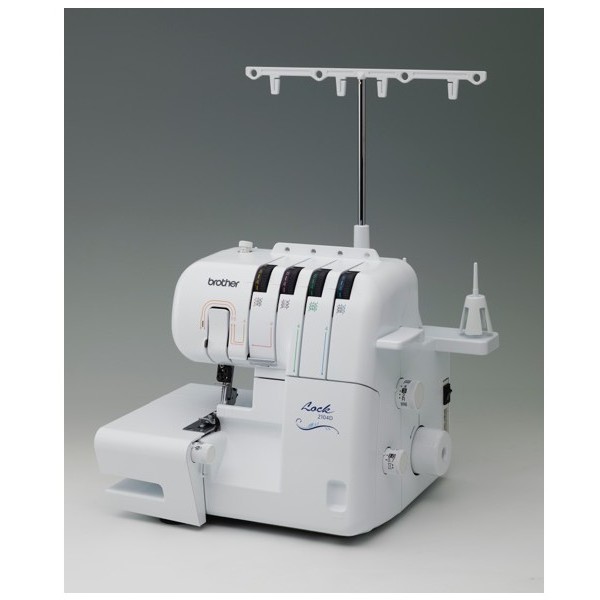 Masina de surfilat casnica   (triplock)   2104D