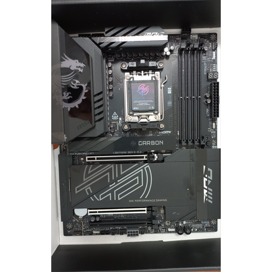 Placa de baza Resigilat AMD AM5 MPG X870E CARBON WIFI