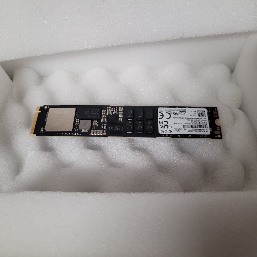 SSD Resigilat PM9A3 3.84TB PCIe 4.0 x4 M.2