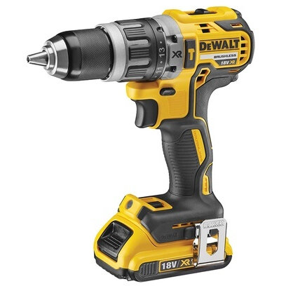 Masina de Insurubat si Gaurit DCD796D2-QW cu Percutie cu Acumulator 18V 2000RPM 34000BPM Negru Galben